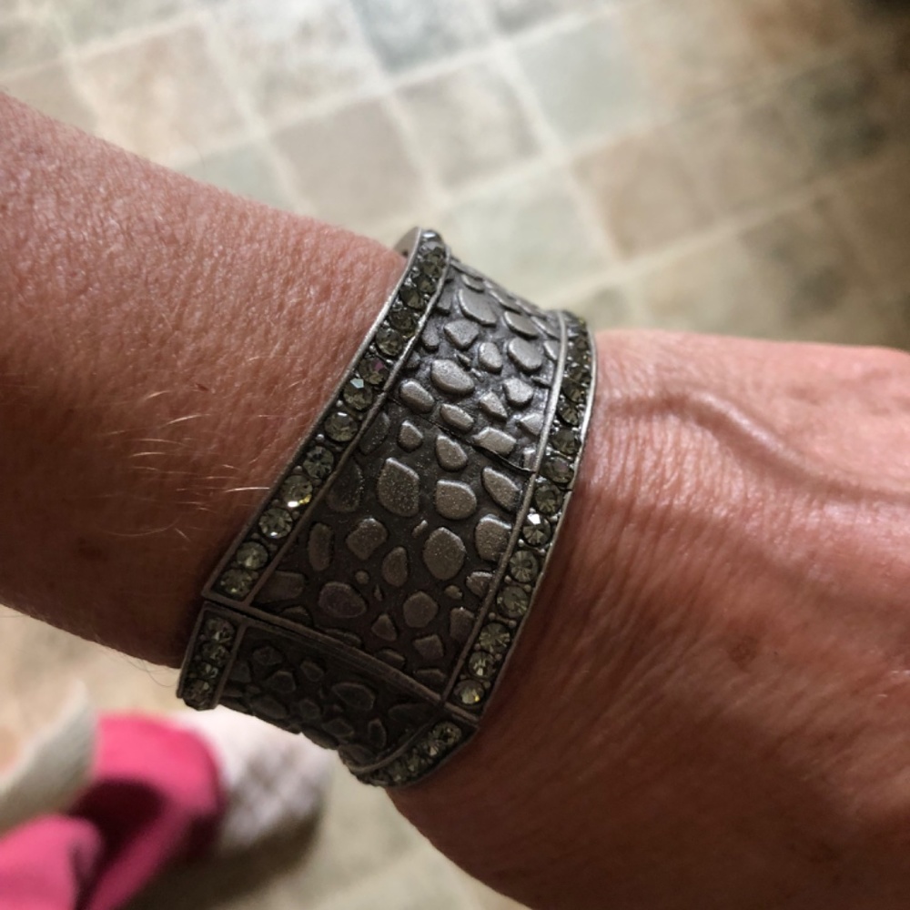 Bracelet - Picture 5 of 5